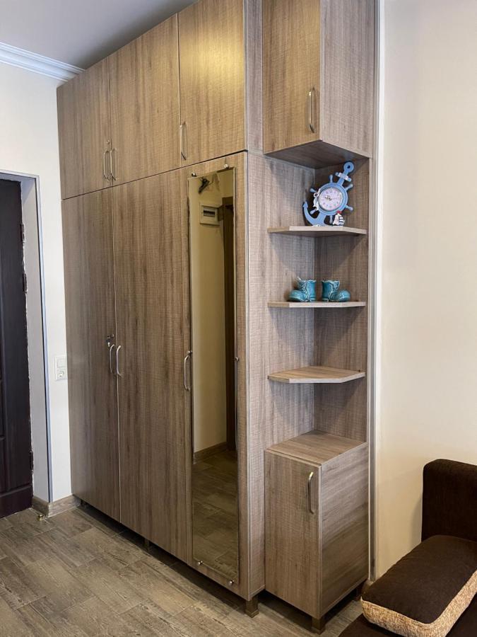 באטומי Apartments Kristo מראה חיצוני תמונה