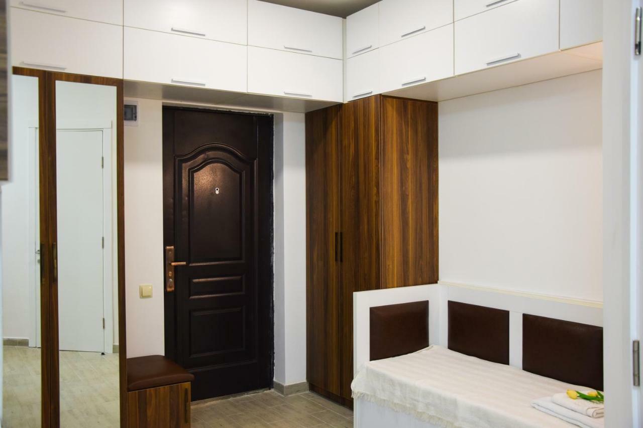 באטומי Apartments Kristo מראה חיצוני תמונה